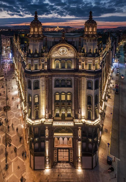 Budapest Hungría Vista Aérea Uno Los Edificios Iluminados Más Antiguos — Foto de Stock