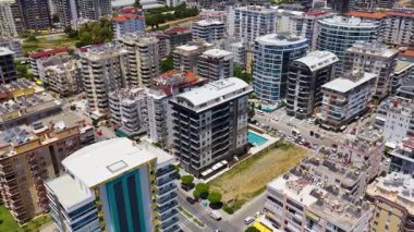 Denize yakın seçkin yerleşim alanının en üst görüntüsü.