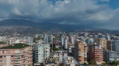 Üst görünüm gölgeler, bahçeler ve çocuk bölgeleri.