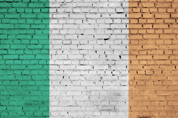 Irland Flagga Målad Gammal Tegelvägg — Stockfoto