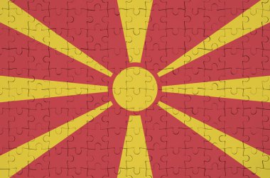 Makedonya bayrak katlanmış bir bulmaca tasvir