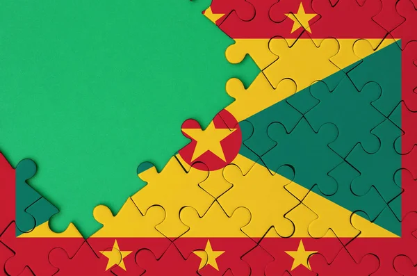 Bandiera Grenada Raffigurato Puzzle Completato Con Spazio Libero Copia Verde — Foto Stock