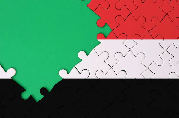 Флаг Йемена Изображен Готовой Головоломке Бесплатной Зеленой Копией Левой Стороне — стоковое фото