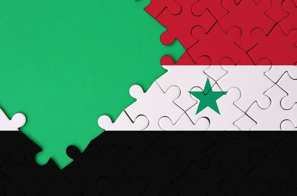 Bandera Siria Representa Rompecabezas Completado Con Espacio Libre Copia Verde — Foto de Stock