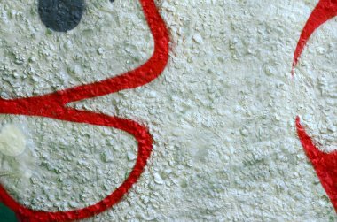 Sokak sanatı. Krom ve kırmızı tonlarında renkli grafiti resmi bir parçasının arka plan görüntü.