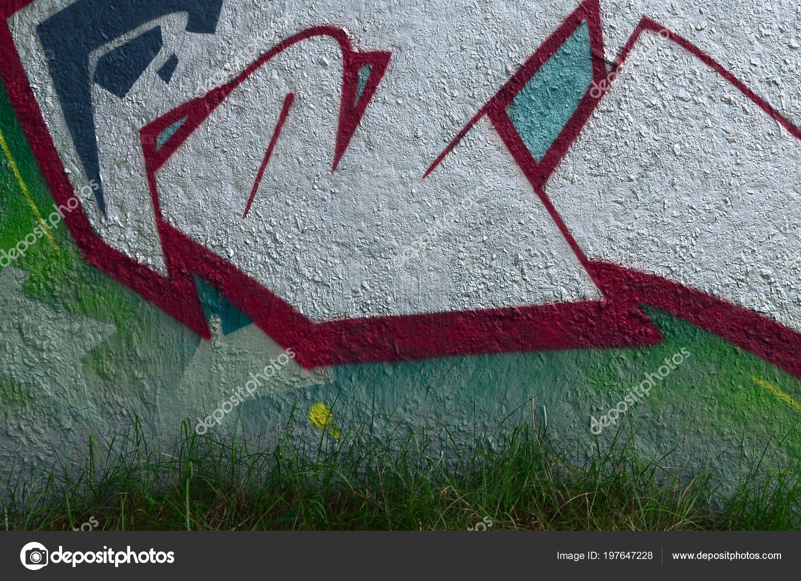 Graffiti En La Pared De La Ciudad Foto De Stock C Mehaniq 197647228