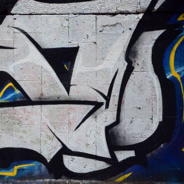 Sokak sanatı. Krom ve mavi tonlarda renkli grafiti resmi bir parçasının arka plan görüntü.