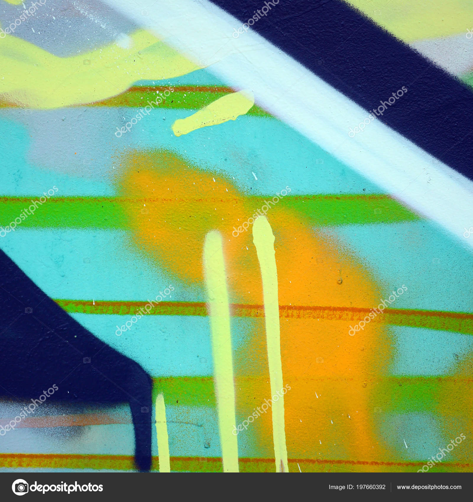 ストリート アート カーキ グリーンとオレンジを基調に色の落書き絵の断片の抽象的な背景画像 ストック写真 C Mehaniq