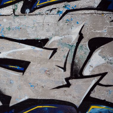 Sokak sanatı. Krom ve mavi tonlarda renkli grafiti resmi bir parçasının arka plan görüntü.