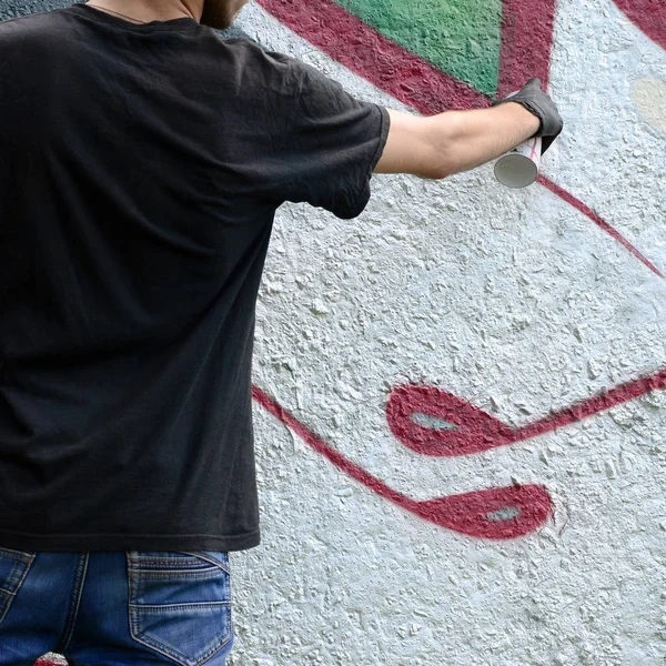 Young Hooligan Paints Graffiti Concrete Wall Illegal Vandalism Concept Street — Stock Photo, Image