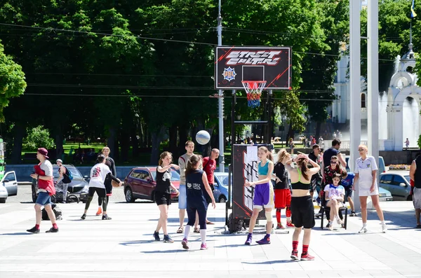 Charkov Ukrajina Května 2018 Ženské Týmy Hrát Streetball Přírodě Během — Stock fotografie