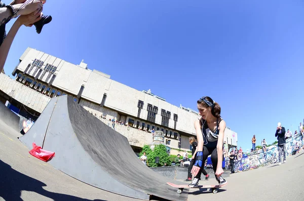 Kharkiv Ukrajna Május 2018 Gördeszkás Verseny Szabadban Skate Park Utcai — Stock Fotó