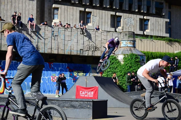 Charków Ukraina Maja 2018 Riders Freestyle Bmx Skatepark Podczas Corocznego — Zdjęcie stockowe