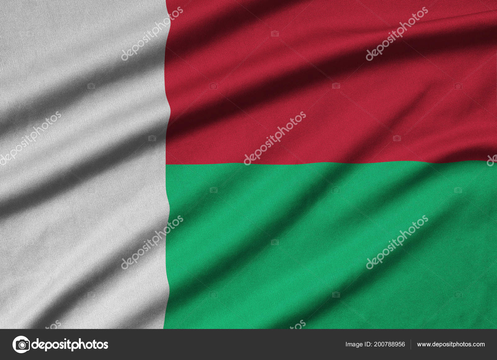 What is depicted on the flag of India and why What is depicted on the flag of India and why