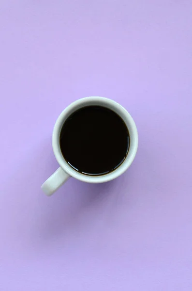 Malé Bílé Kávy Šálek Texturu Pozadí Módní Pastelově Fialová Barva — Stock fotografie