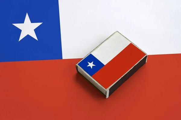 Bandeira Chile Retratada Uma Caixa Fósforos Que Encontra Uma Grande — Fotografia de Stock