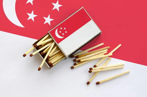 Singapore Flag Shown Open Matchbox Which Several Matches Fall Lies — Stock Photo, Image
