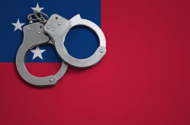 Samoa bayrak ve polis kelepçe. Suç ve ülkenin suçlar kavramı.
