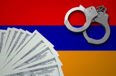 Ermenistan bayrağı ile kelepçe ve a bohça-in dolar. Yasadışı Döviz Alım işlemlerinde bize bankacılık kavramı.