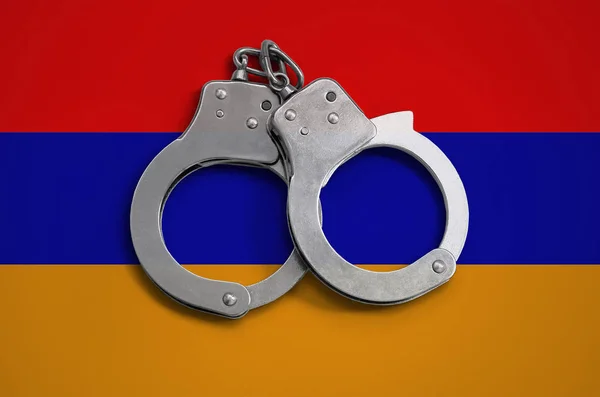 Ermenistan Bayrağı Polis Kelepçe Ülke Suç Karşı Koruma Kanununda Gözetilmesi — Stok fotoğraf
