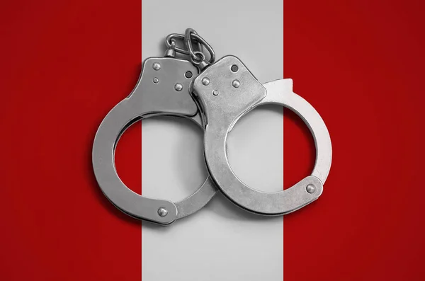 Флаг Перу Наручники Концепция Соблюдения Законодательства Стране Защиты Преступности — стоковое фото