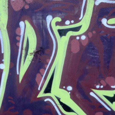 Grafiti çizimler parçası. Eski duvar boya lekeleri sokak sanatı kültür tarzı ile dekore edilmiştir. Renkli arka plan doku.