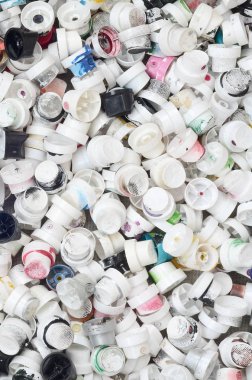 Bir desen çok kullanılan ve sprey boya ile sprey kutular başlıklarından kirli. Arka plan doku duvar grafiti çizim sokak sanatı