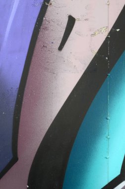 Grafiti çizimler parçası. Eski duvar boya lekeleri sokak sanatı kültür tarzı ile dekore edilmiştir. Renkli arka plan doku soğuk tonlarda.