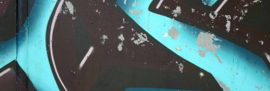 Grafiti çizimler parçası. Eski duvar boya lekeleri sokak sanatı kültür tarzı ile dekore edilmiştir. Renkli arka plan doku soğuk tonlarda.