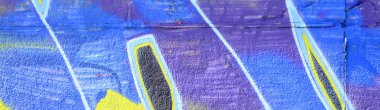Grafiti çizimler parçası. Eski duvar boya lekeleri sokak sanatı kültür tarzı ile dekore edilmiştir. Renkli arka plan doku soğuk tonlarda.