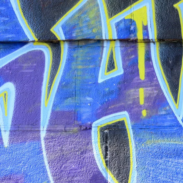 Fragment Graffiti Ritningar Den Gamla Muren Inredda Med Färg Fläckar — Stockfoto