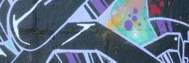 Grafiti çizimler parçası. Eski duvar boya lekeleri sokak sanatı kültür tarzı ile dekore edilmiştir. Renkli arka plan doku.