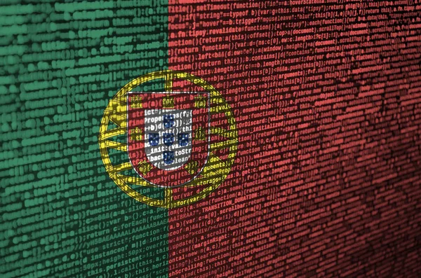 Flaga Portugalii Jest Przedstawiony Ekranie Kodu Programu Koncepcja Rozwoju Nowoczesnych — Zdjęcie stockowe