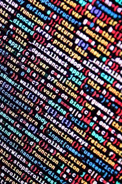 JavaScript kodu metin düzenleyicisinde. Siber kavramı kodlama. Javascript kod geliştirme web ekran. SEO kavramları daha iyi Serp için uygulama. HTML biçimlendirme dili portre. Web sitesi tasarımı