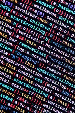 Büyük veri ve Internet şeyler trend. Bu uzman çalışma alanı. Laptop ekran portre resmi web sitesi Html kodu. Büyük veri depolama ve temsil bulut