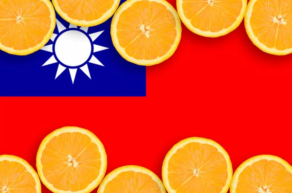 Vlag Van Taiwan Horizontale Kader Van Oranje Citrusvruchten Segmenten Concept — Stockfoto