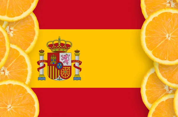 Bandeira Espanha Moldura Vertical Fatias Frutas Cítricas Laranja Conceito Cultura — Fotografia de Stock