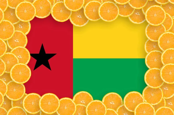 Bissau Guinea Zászlaja Keret Narancssárga Citrus Gyümölcs Szelet Koncepció Valamint — Stock Fotó