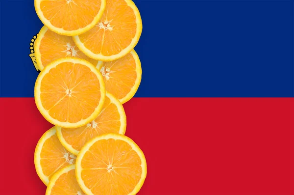 Bandera Liechtenstein Hilera Vertical Rodajas Cítricos Naranja Concepto Cultivo Así — Foto de Stock