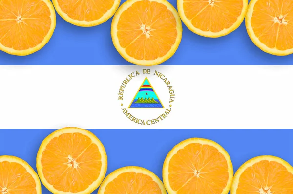 Bandeira Nicarágua Quadro Horizontal Fatias Frutas Cítricas Laranja Conceito Cultura — Fotografia de Stock