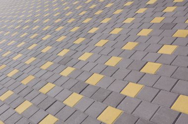 Kasaba meydanında cobblestones yoldan. Arka plan doku perspektif içinde