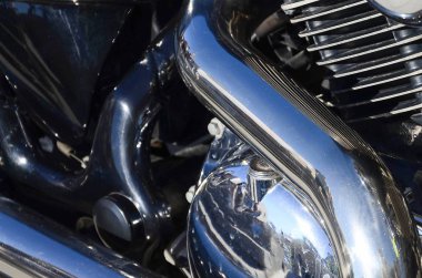 Eski klasik motosiklet krom parlak gövde bölümü bir parçası kadar kapatın