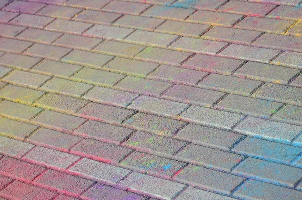 Mehrfarbige Erde Pflasterplatten Pulverbeschichtet Mit Trockenen Farben Beim Holi Festival — Stockfoto