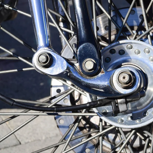 Cerca Fragmento Rueda Brillante Cromado Vieja Moto Clásica —  Fotos de Stock