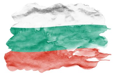 Bulgaristan bayrağı sıvı suluboya tarzında beyaz arka plan üzerinde izole tasvir edilir. Ulusal bayrak görüntüsü ile dikkatsiz boya gölgelendirme. Bağımsızlık günü afiş