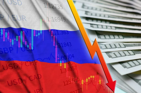 Oroszország zászlót és a diagram alá tartozó minket dollár pozíció egy rajongó-ból dollár számlák — Stock Fotó