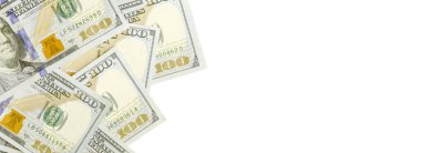 Amerikan parası bir sınır beyaz kopya alanı ile izole. Para sınırı yüz dolarlık banknotlar