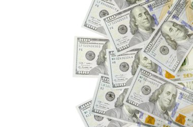 Amerikan parası bir sınır beyaz kopya alanı ile izole. Para sınırı yüz dolarlık banknotlar