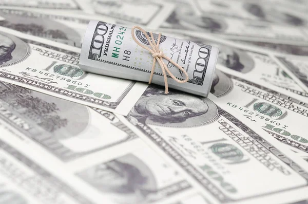 Dollars Opgerold Aangescherpt Met Band Ligt Een Perceel Van Amerikaanse — Stockfoto