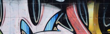 Konturlar ve gölgeleme yakın ile renkli sokak sanatı grafiti resimlerinin parçası. Gençlik çağdaş sanat kültürünün arka plan dokusu. Sarı turuncu ve kahverengi renkler